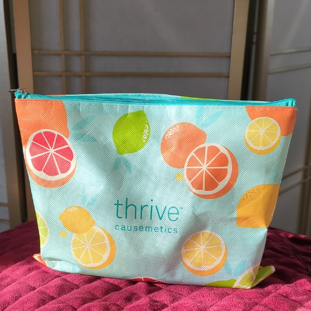Thrive Causemetics Citrus Splash Cosmetic Bag